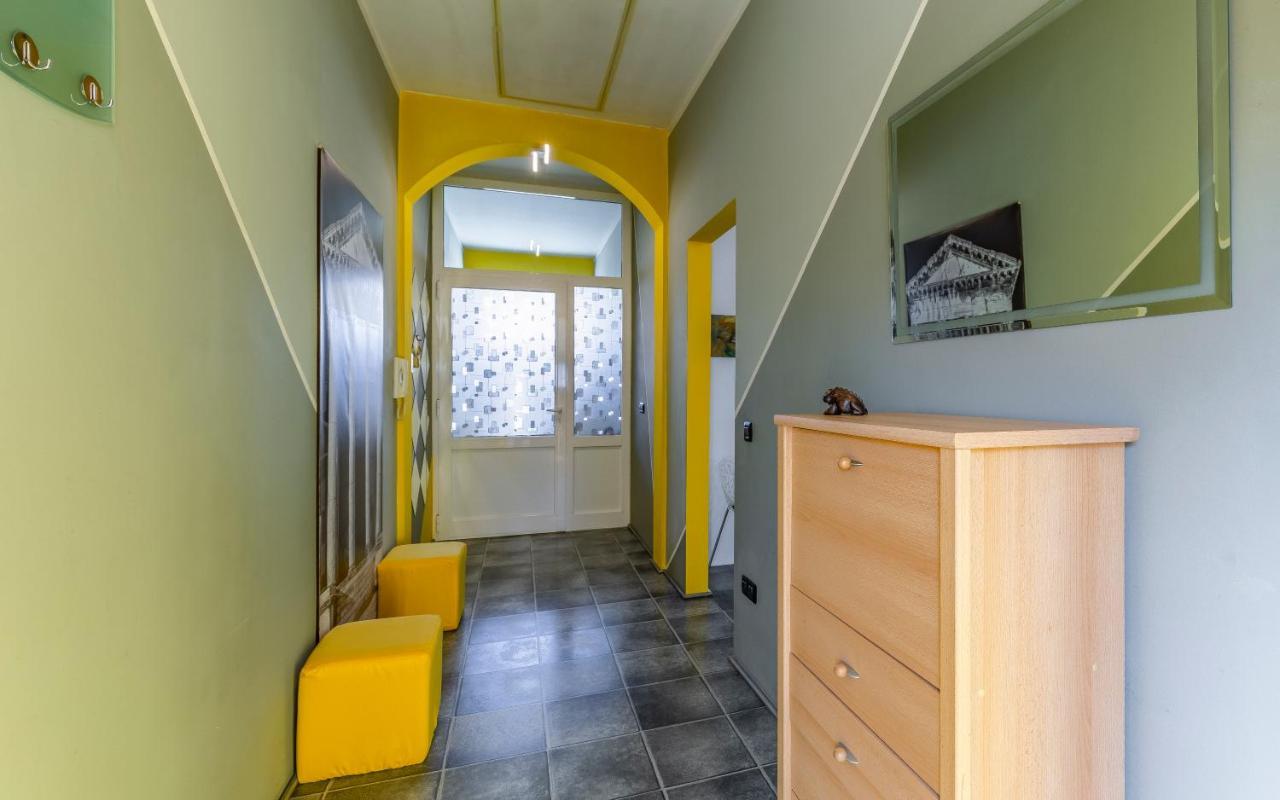 Apartman 39 Pula Exterior foto