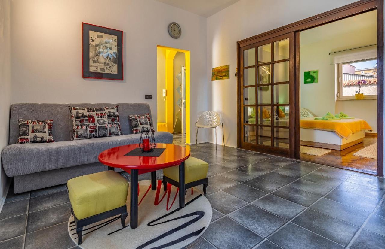Apartman 39 Pula Exterior foto